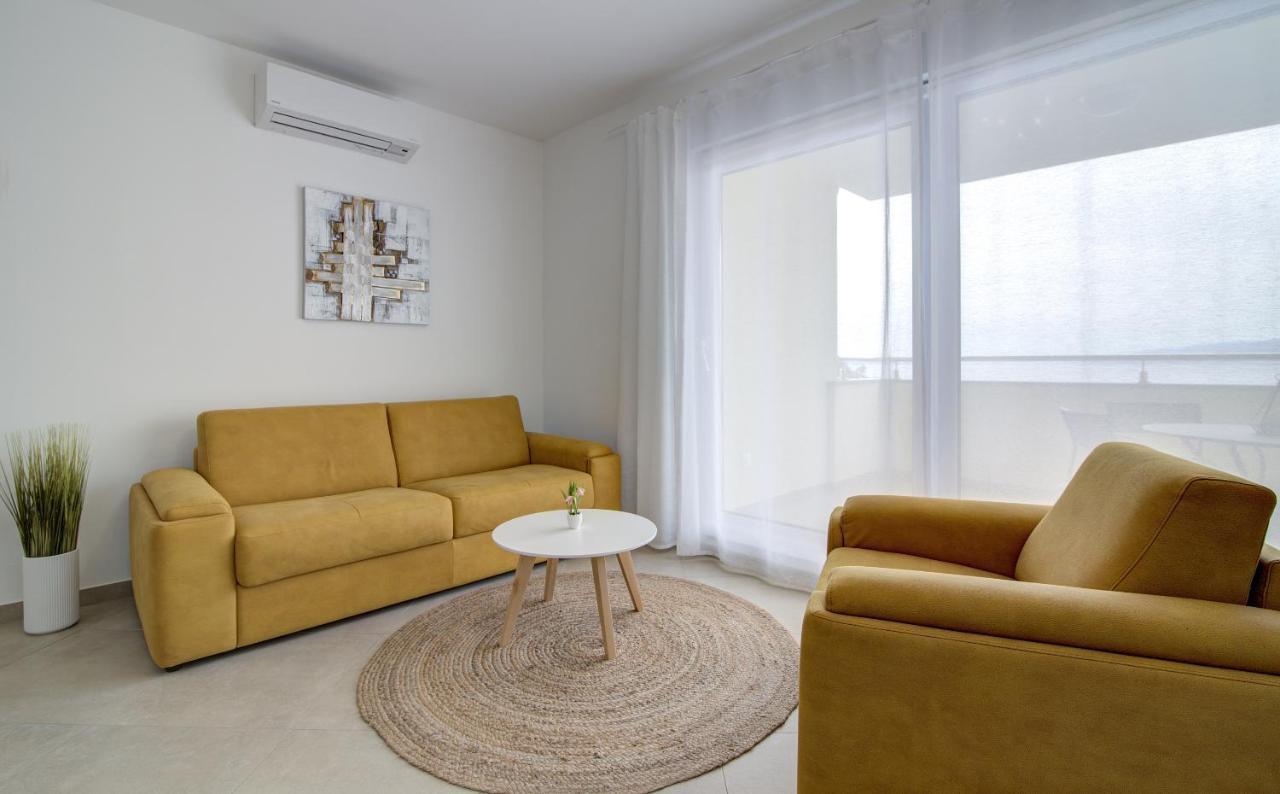 Apartments Luka - Villa Sunce Senj  Bagian luar foto