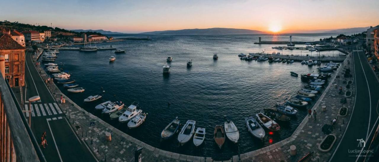 Apartments Luka - Villa Sunce Senj  Bagian luar foto